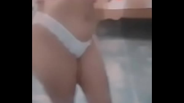 Aleysi Renteria nudes 1